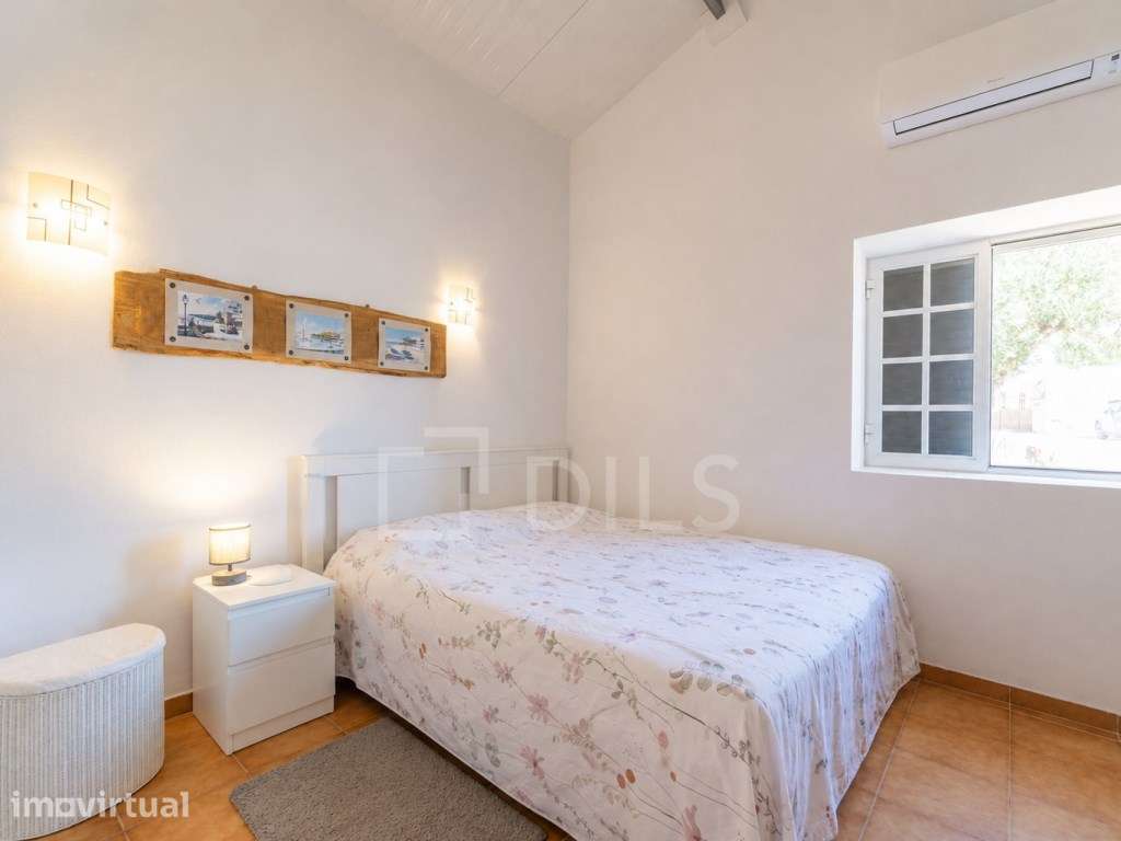 Casa de campo com 2 quartos e um grande terreno perto de Loulé - Grande imagem: 5/20
