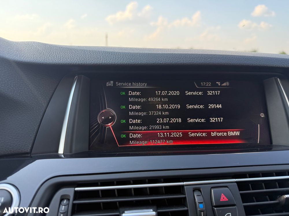 BMW Seria 5 525d xDrive AT - 17