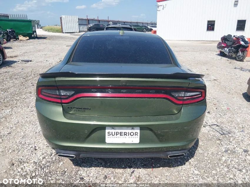 Dodge Charger - 11