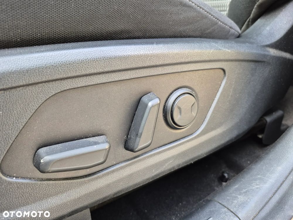 Kia Sorento 1.6 T-GDI HEV L 7os - 13