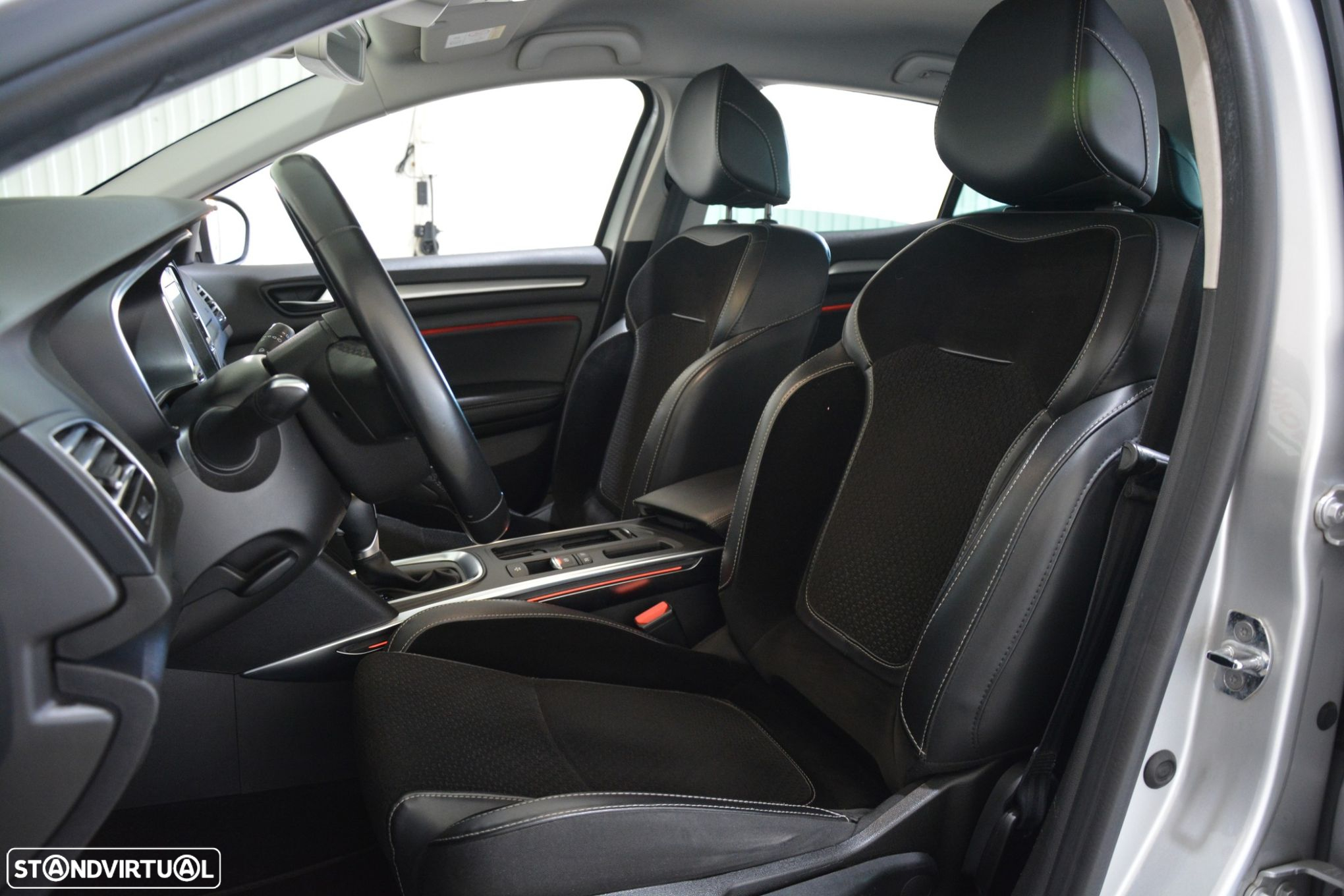 Renault Mégane 1.5 dCi Bose Edition EDC - 7