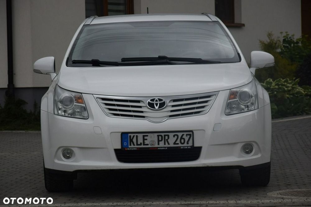 Toyota Avensis - 3