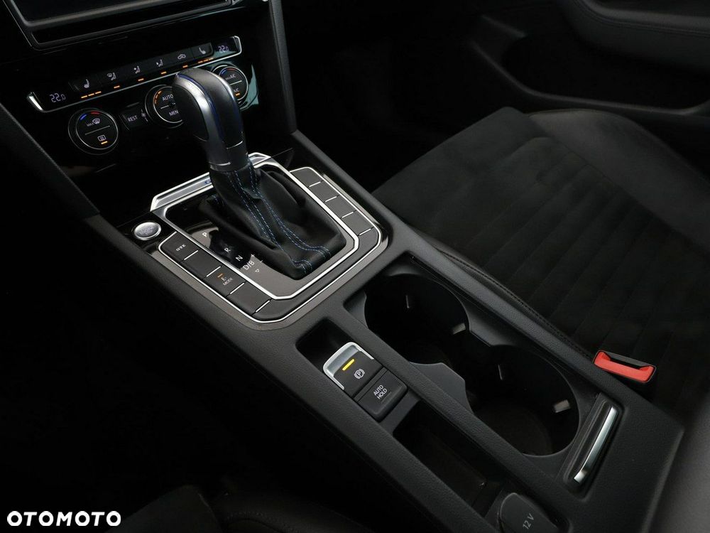 Volkswagen Passat 1.4 TSI Plug-In Hybrid GTE DSG - 29