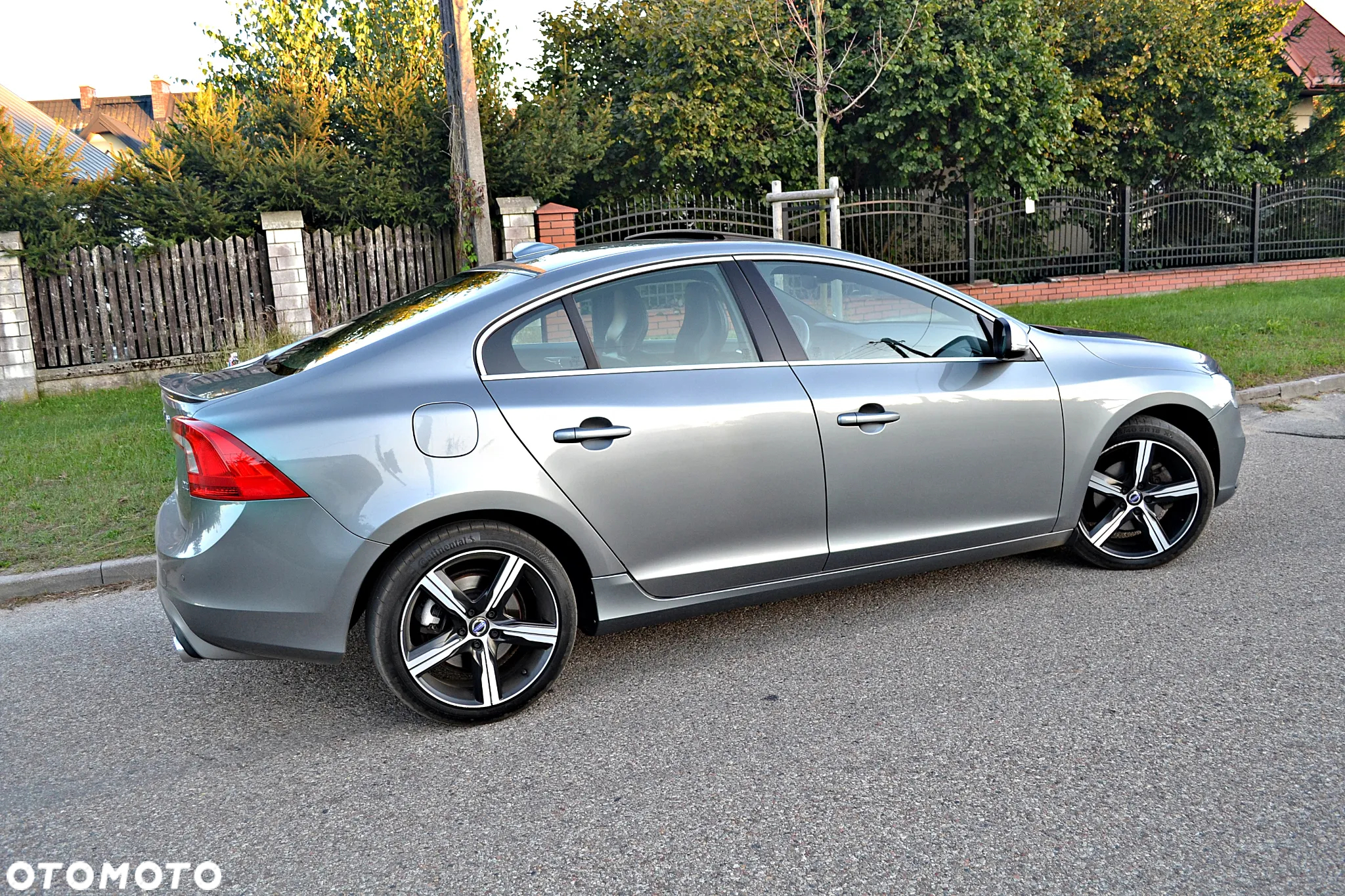 Volvo S60 D4 Geartronic RDesign - 18