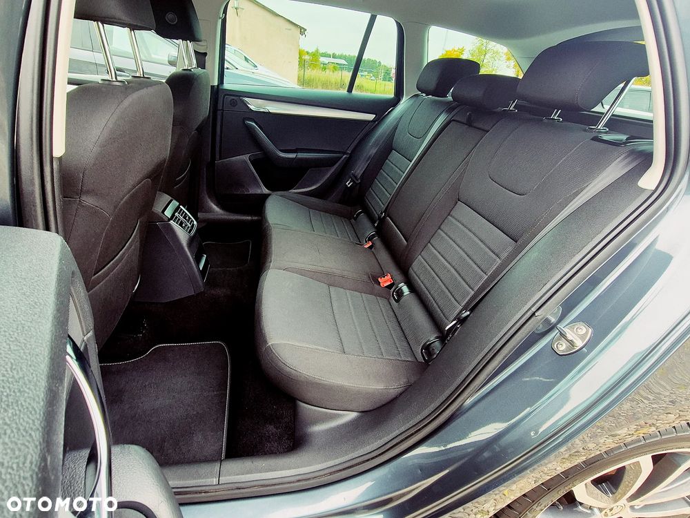 Skoda Octavia 1.4 TSI Edition - 30