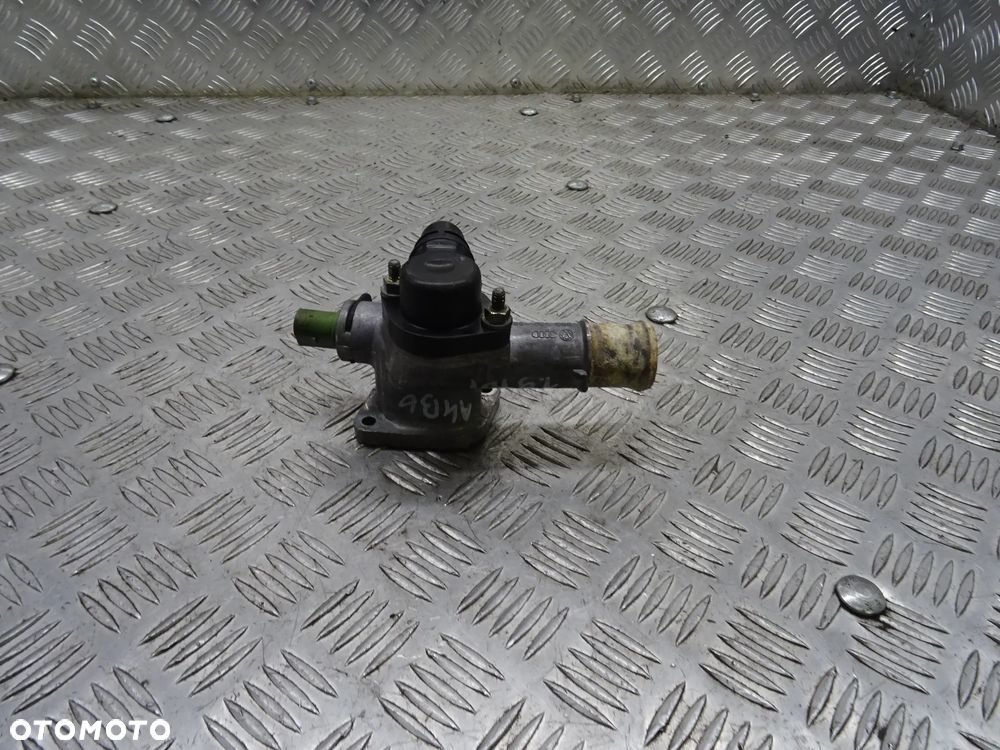 AUDI A4 B6 00-06 2.0B OBUDOWA TERMOSTATU 038121133A - 5