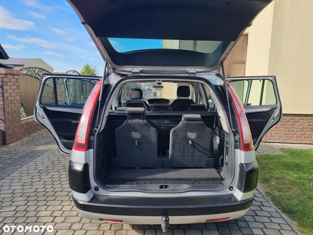 Citroën C4 Grand Picasso Gr 1.6 HDi Impress Pack MCP - 24