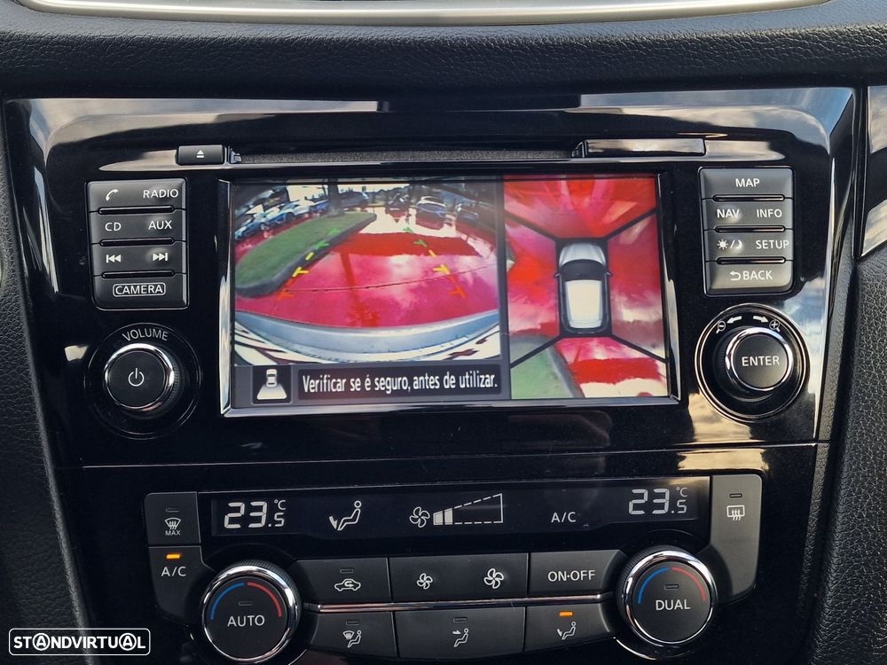 Nissan Qashqai 1.5 dCi N-Connecta - 34