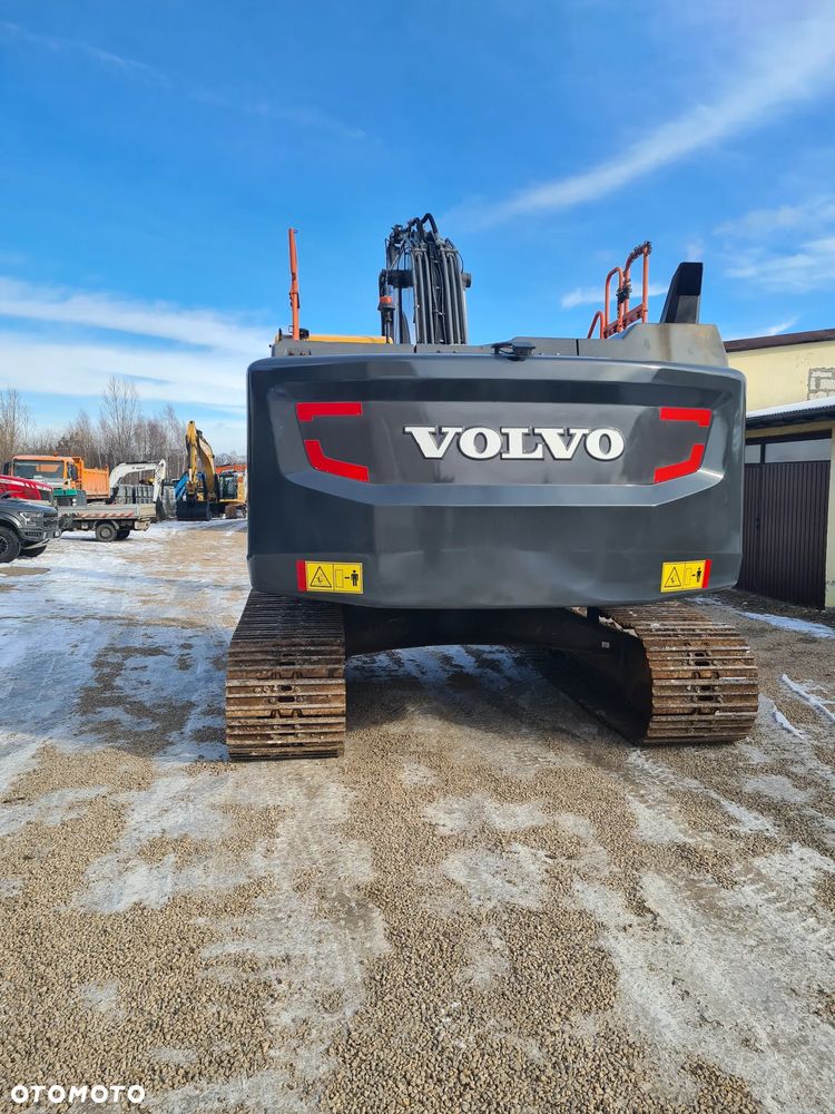 Volvo EC 250 El - 10