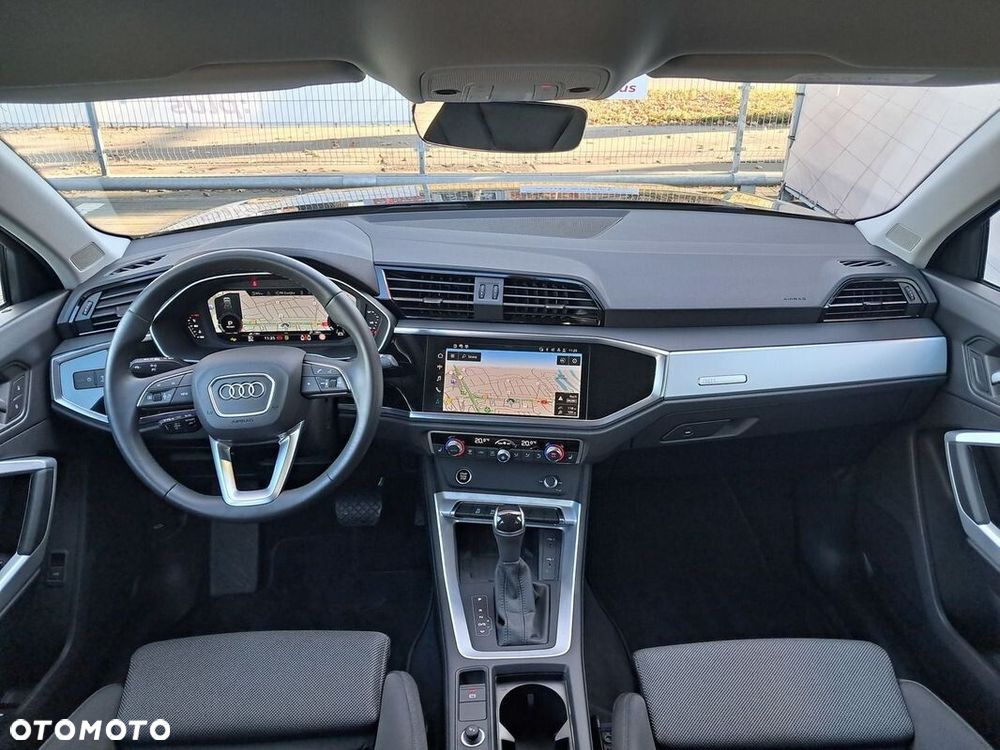 Audi Q3 - 23