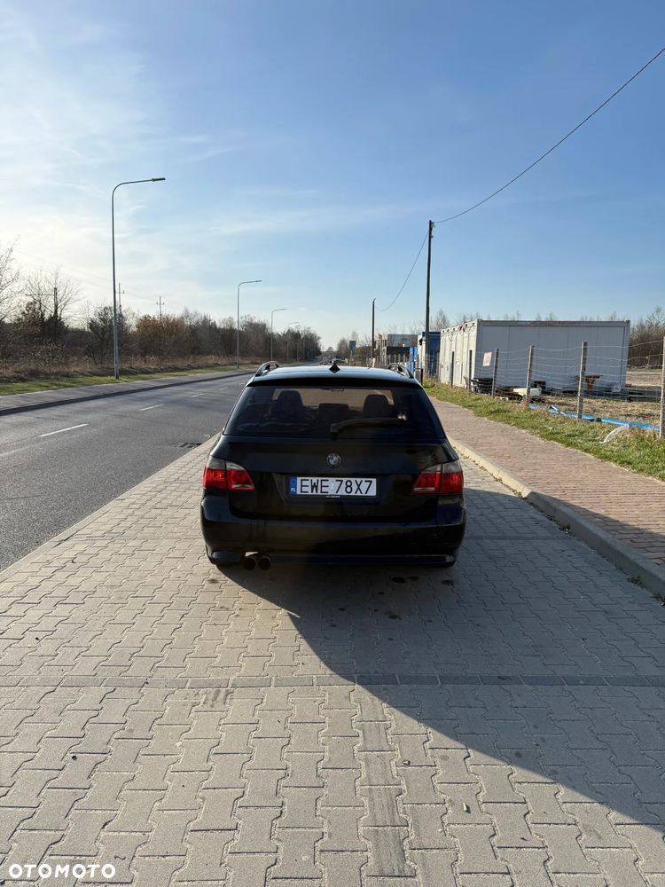 BMW Seria 5 525d - 6