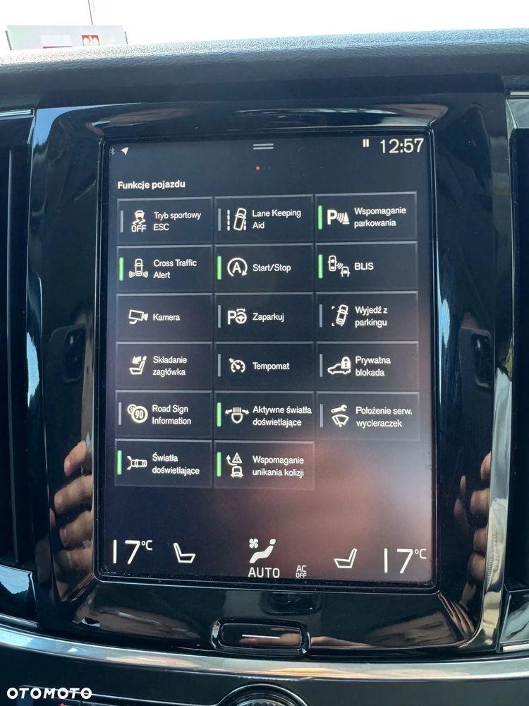 Volvo S90 T5 Geartronic Momentum - 25