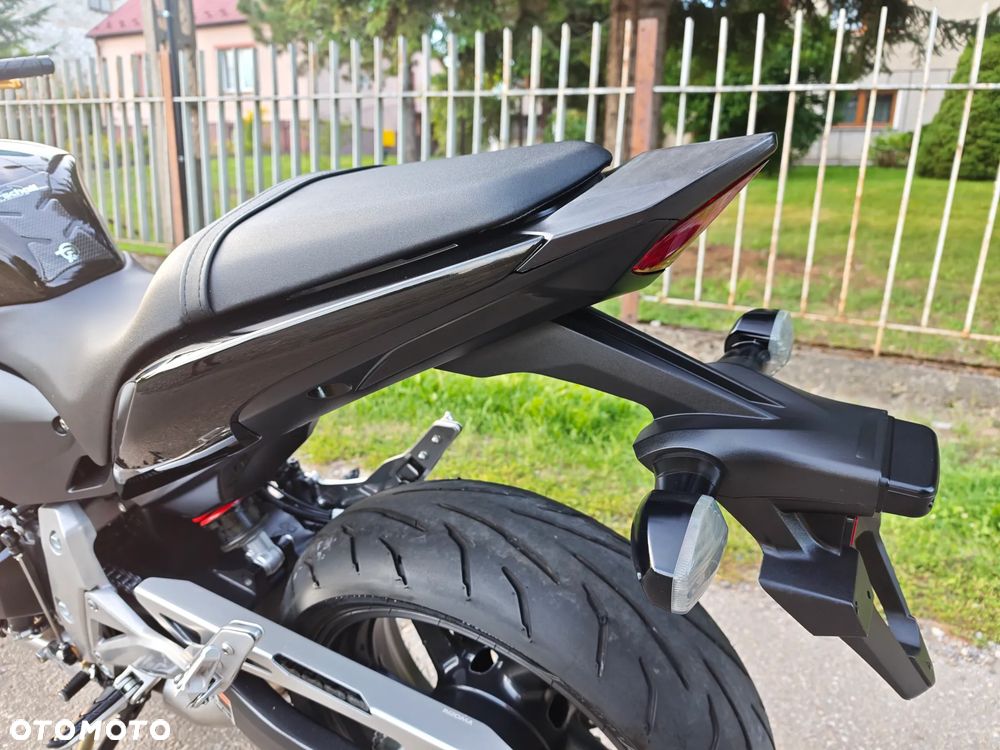 Honda CB - 18