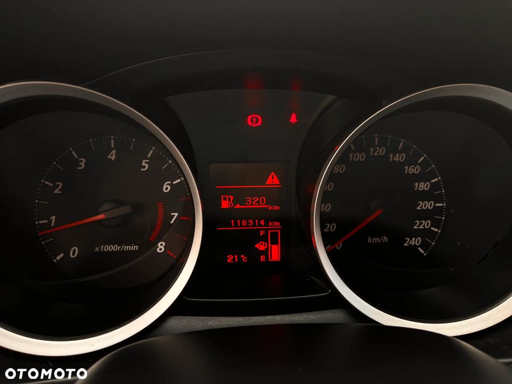 Mitsubishi Lancer 1.6 Invite - 19