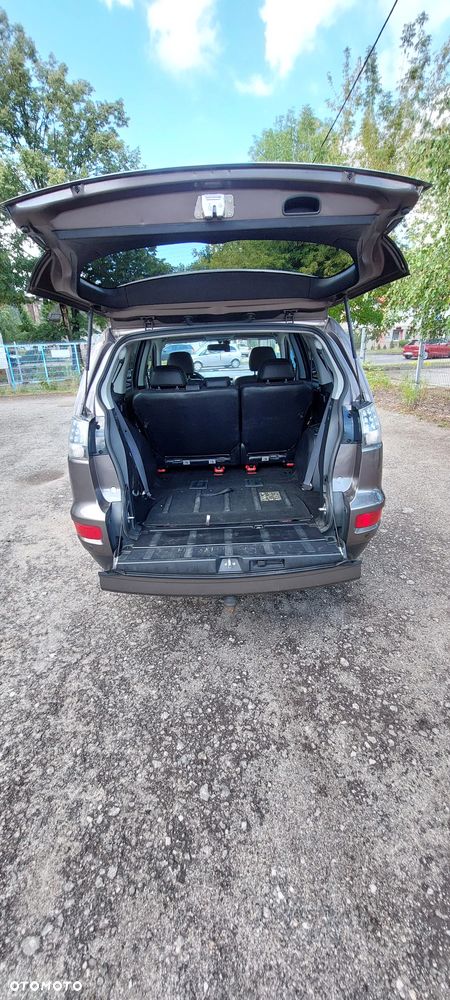 Mitsubishi Outlander 2.0 DID Intense - 14