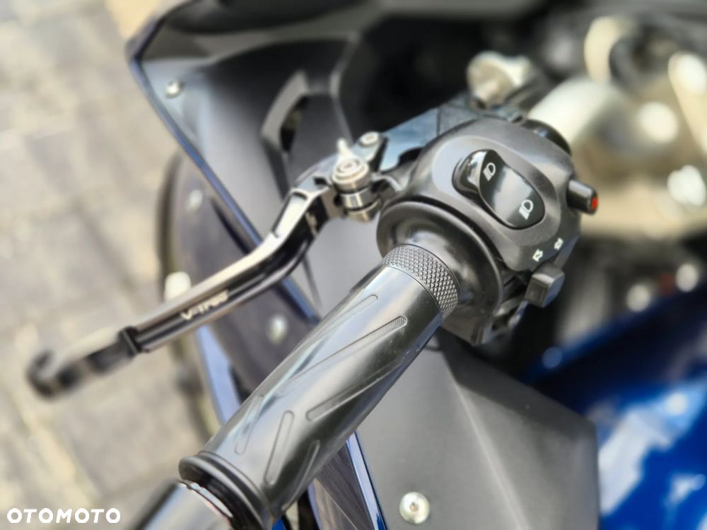 Yamaha XJ - 17