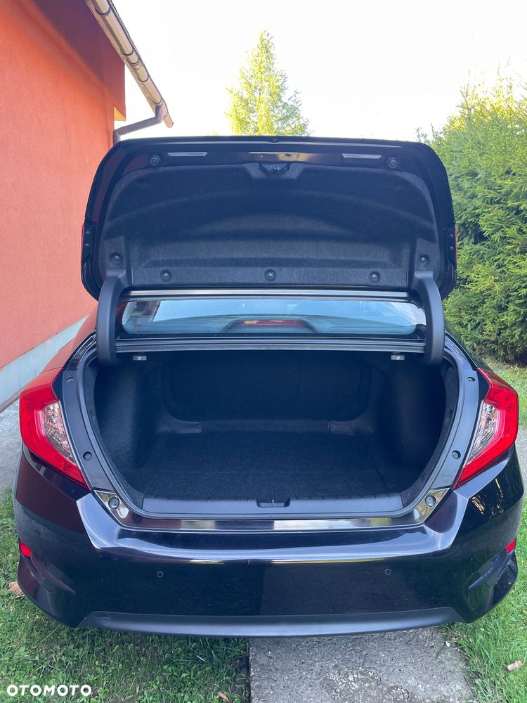 Honda Civic 1.5 T Elegance - 18