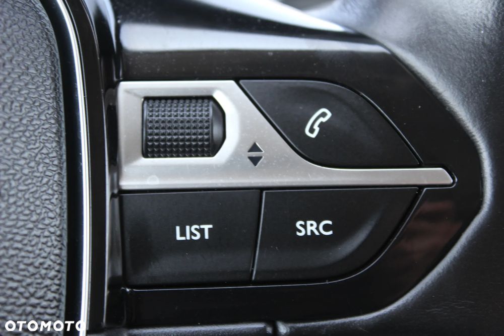Peugeot 5008 BlueHDi 120 Allure - 18