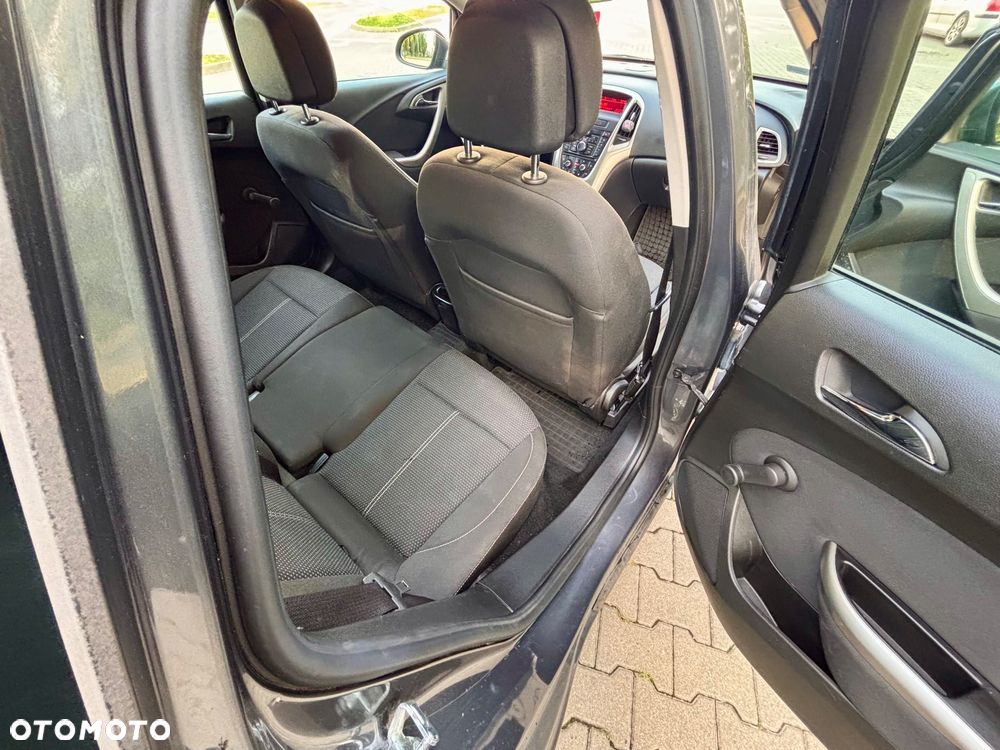 Opel Astra 1.4 T Enjoy - 11