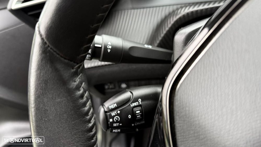 Peugeot 208 1.2 PureTech Active Pack - 35