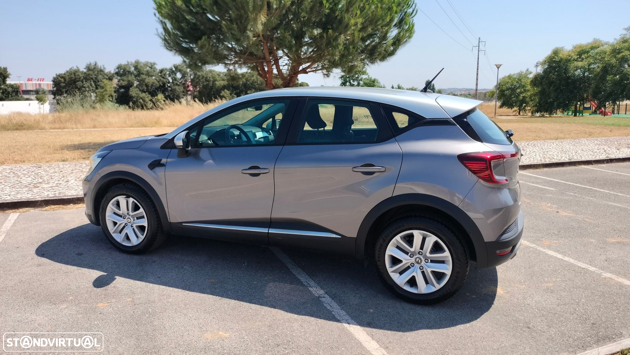 Renault Captur BLUE dCi 115 EDC BUSINESS EDITION - 6