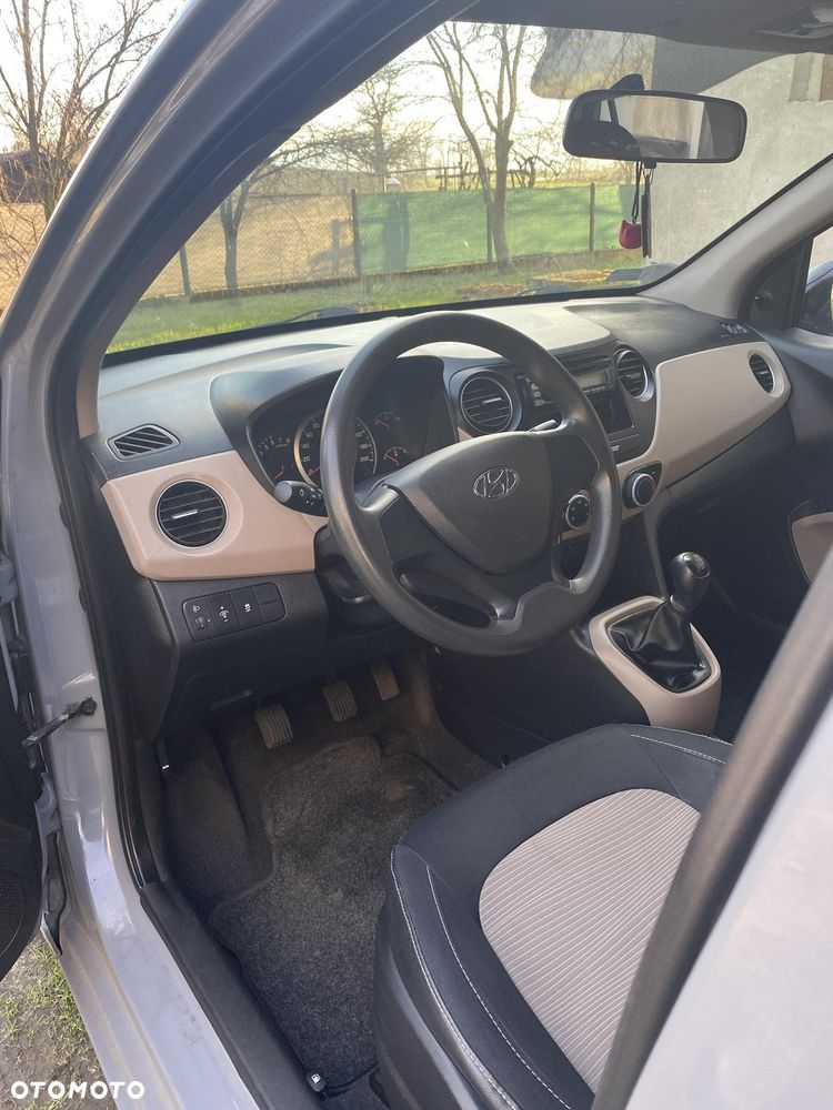 Hyundai i10 1.0 - 3