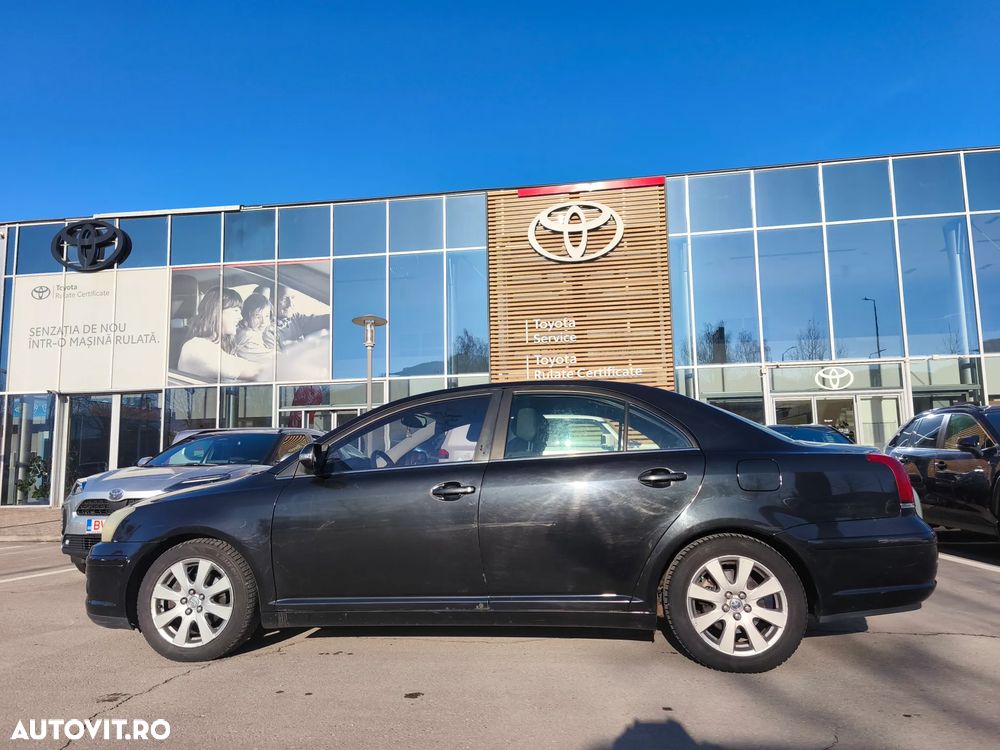 Toyota Avensis 1.8 Comfort - 2