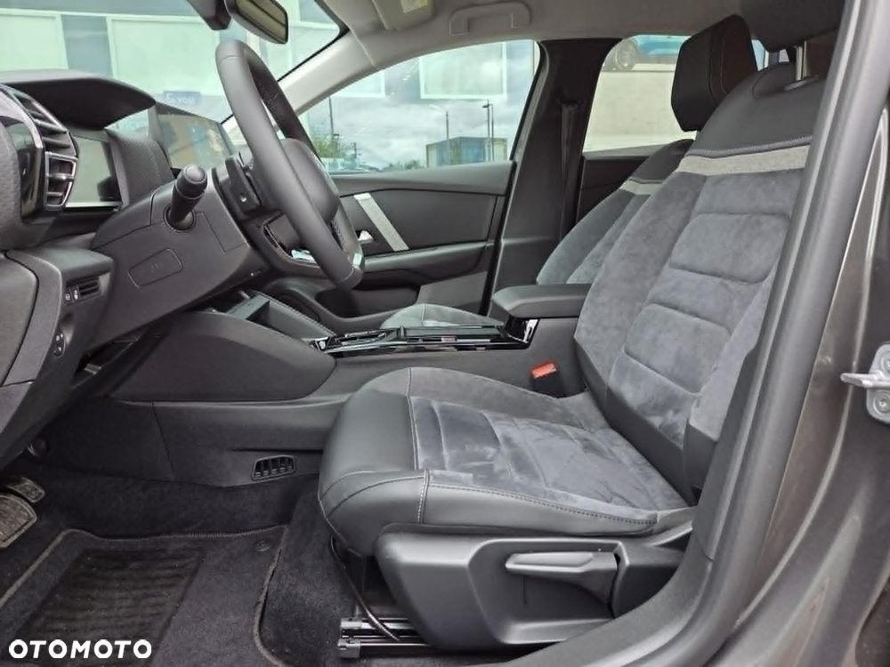 Citroën C4 1.2 mHEV Max eDCT6 - 8