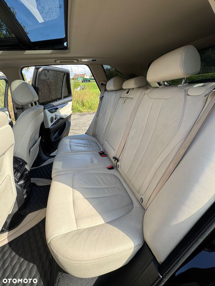 BMW X5 xDrive35i Sport-Aut - 25