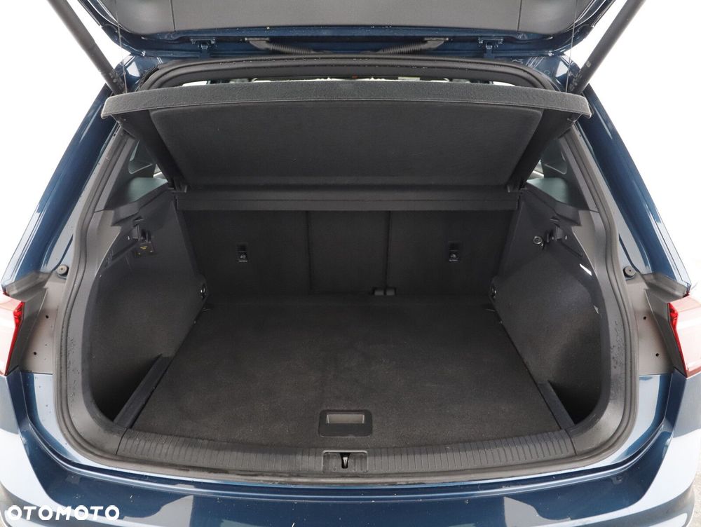 Volkswagen Tiguan - 21
