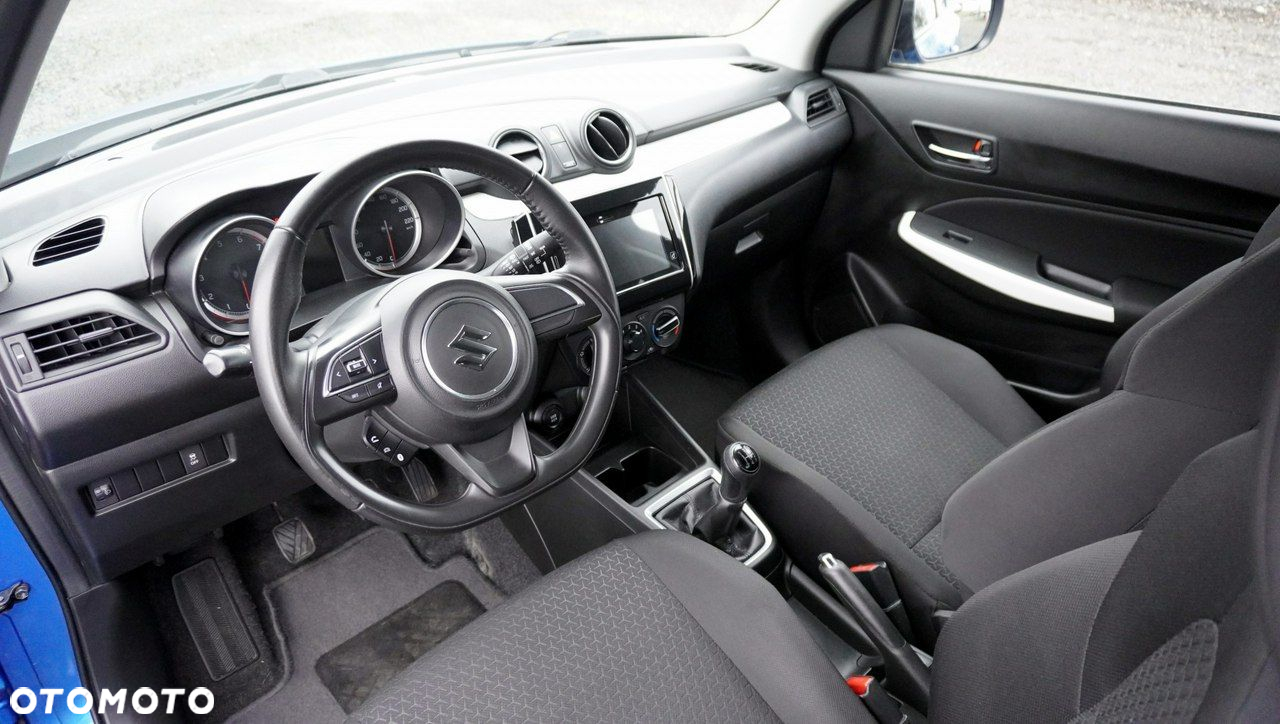 Suzuki Swift - 10