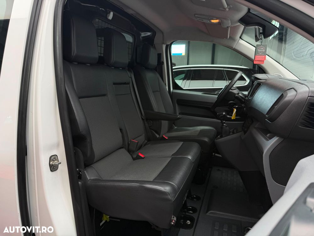 Opel Vivaro - 22