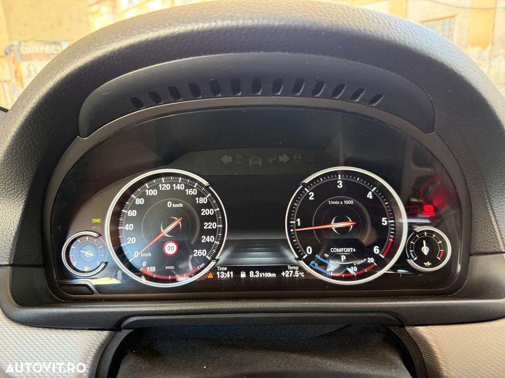 BMW Seria 5 525d xDrive AT - 6
