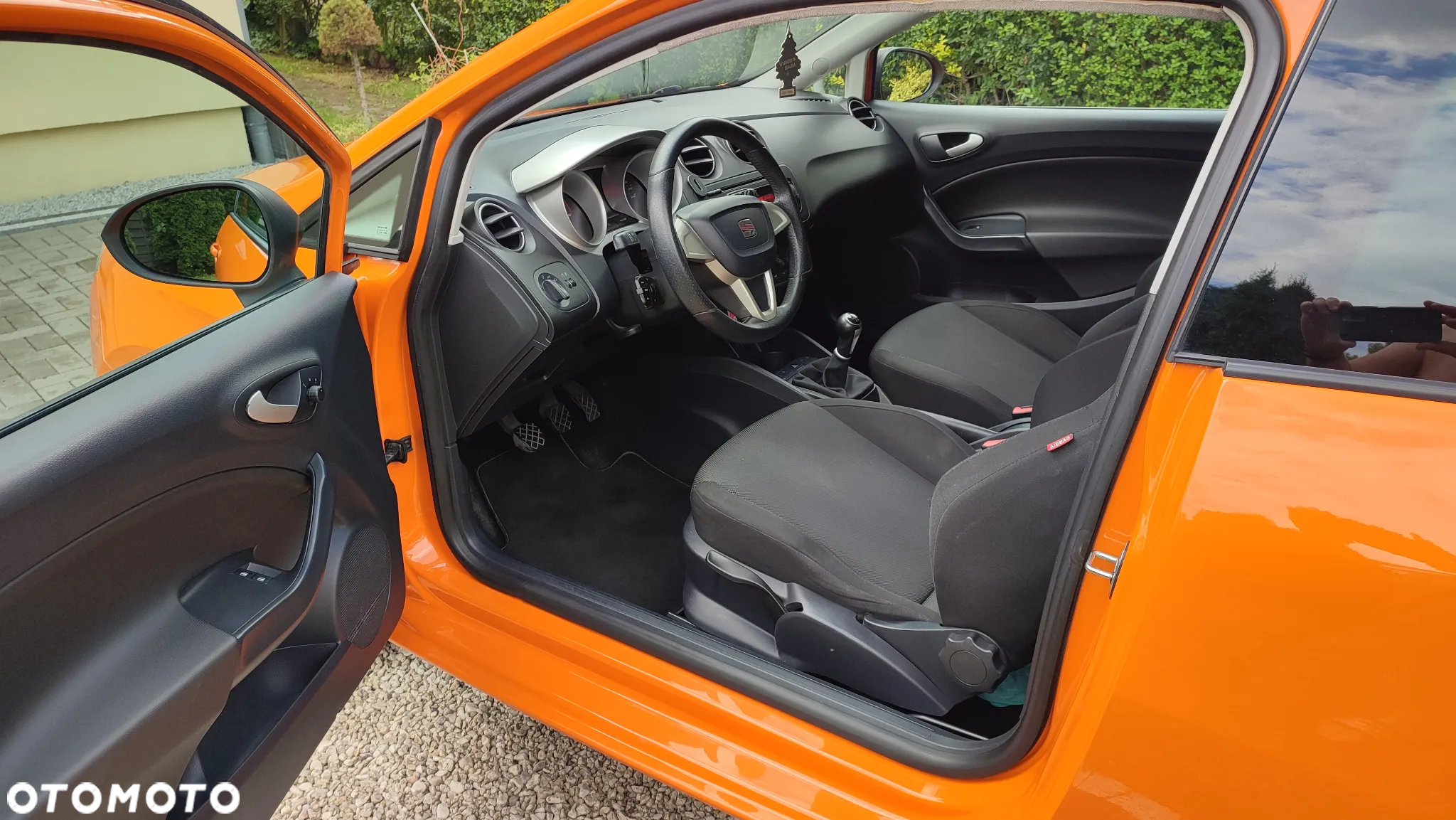 Seat Ibiza SC 1.4 16V Sport - 6