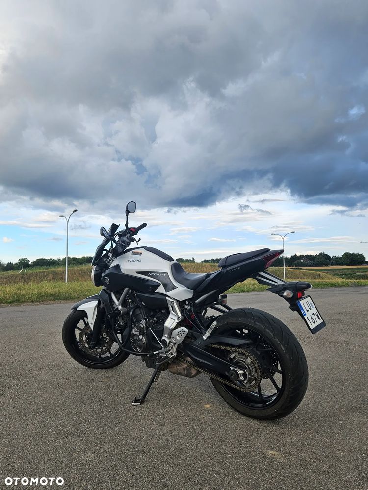 Yamaha MT - 2
