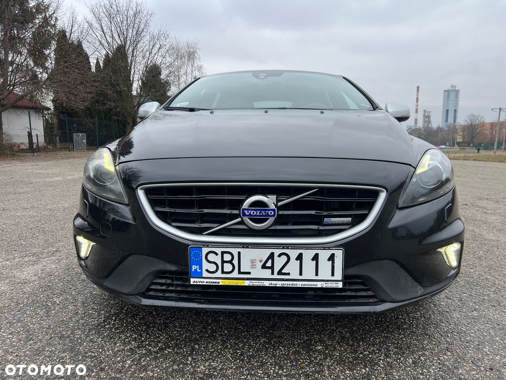 Volvo V40 D3 R Design - 32