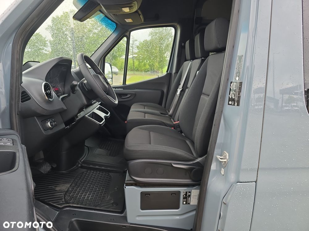 Mercedes-Benz Sprinter 317 CDI Long BASE 14m3 - 11