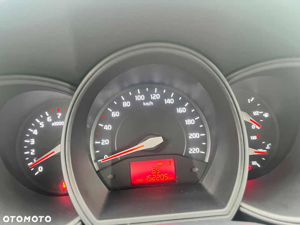 Kia Rio - 6