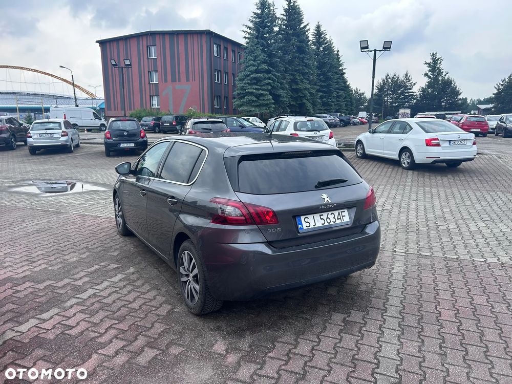Peugeot 308 1.2 PureTech GPF Allure S&S - 7