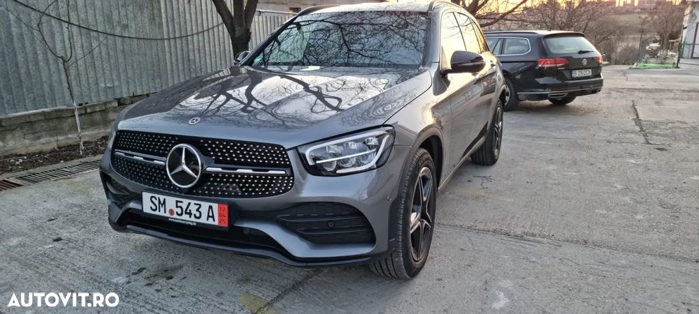 Mercedes-Benz GLC 220 d 4Matic 9G-TRONIC AMG Line - 4