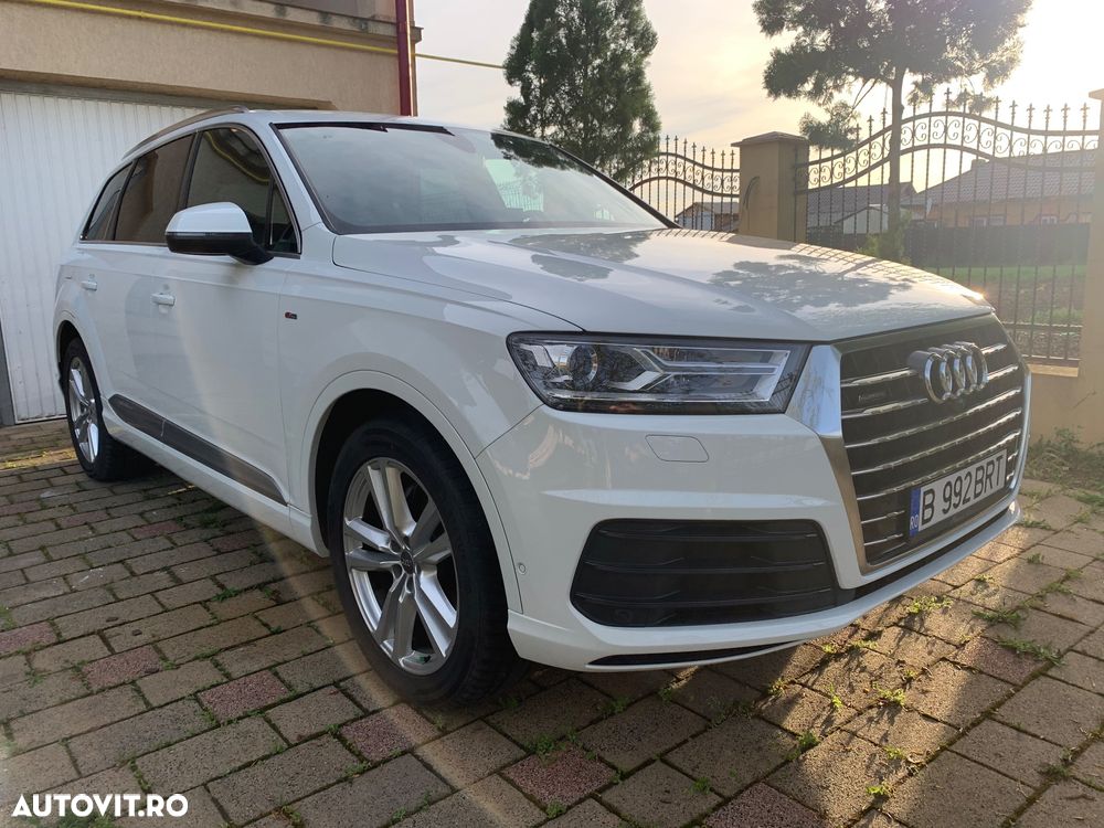 Audi Q7 - 1