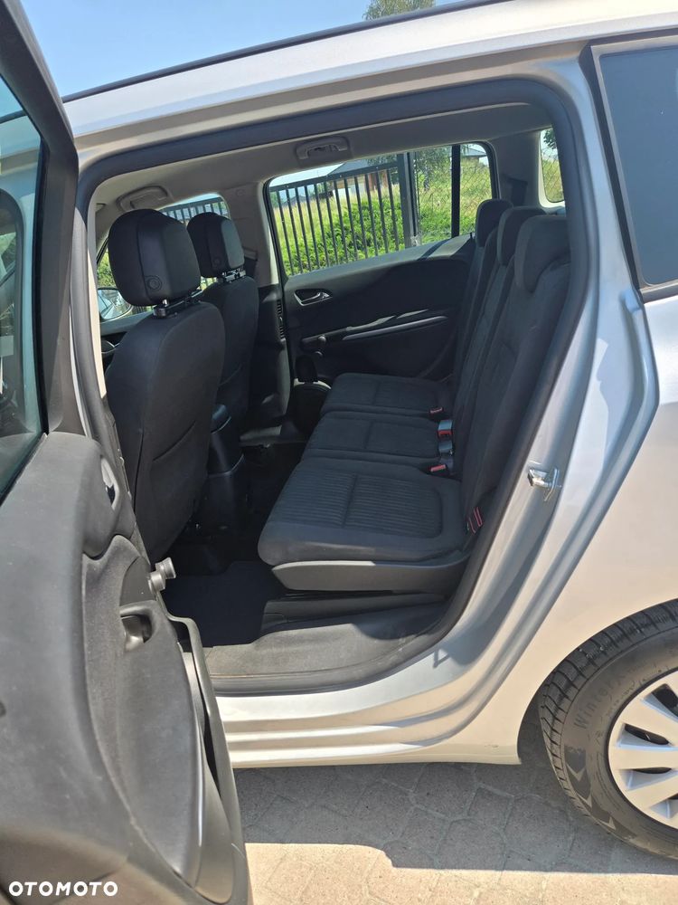 Opel Zafira 2.0 CDTI Enjoy - 11