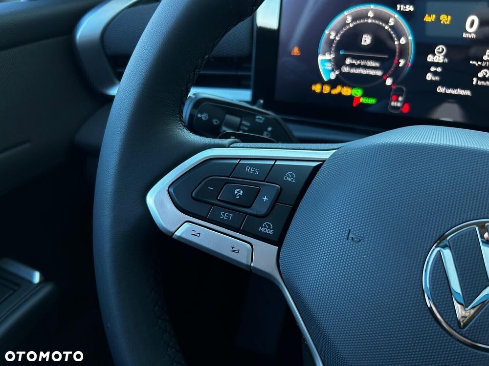 Volkswagen T-Roc - 9