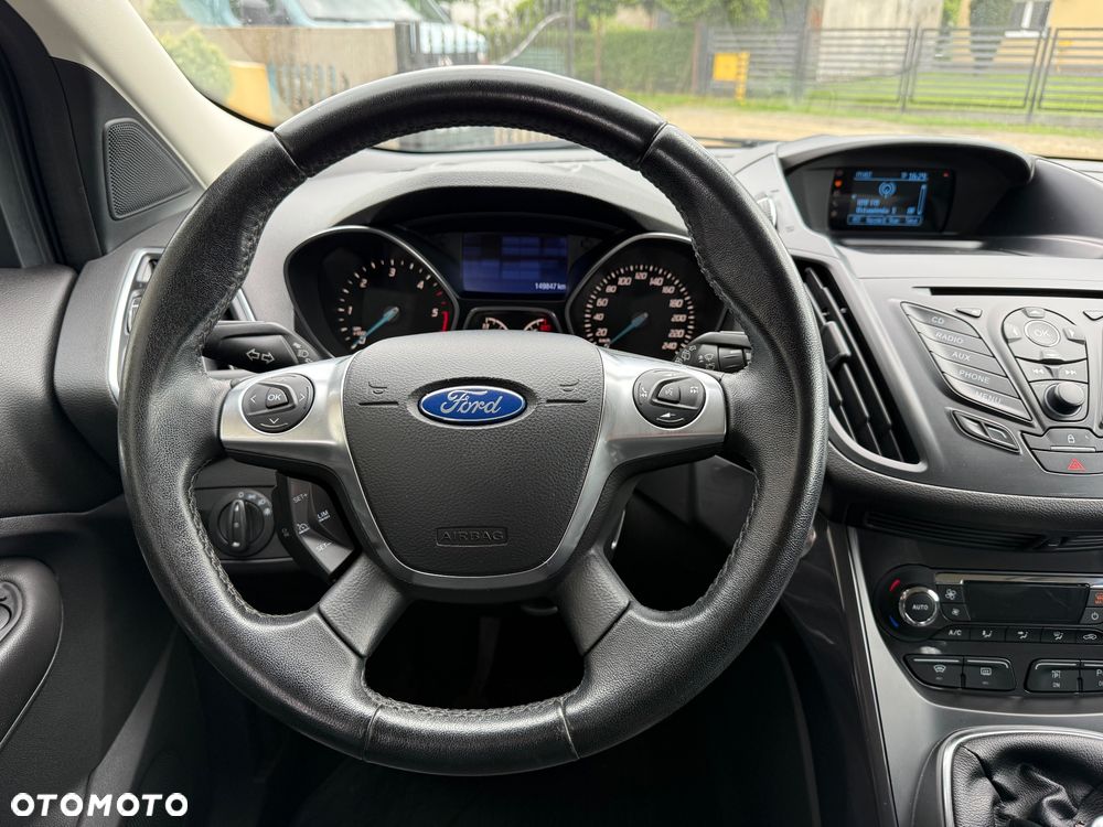 Ford Kuga 2.0 TDCi 2x4 Titanium - 15
