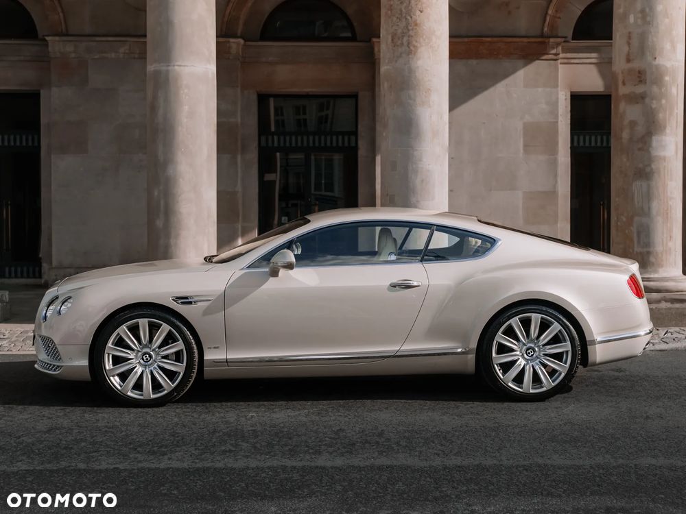 Bentley Continental GT - 36