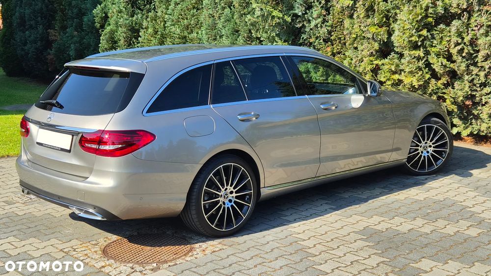 Mercedes-Benz Klasa C 300 d 9G-TRONIC Avantgarde - 12