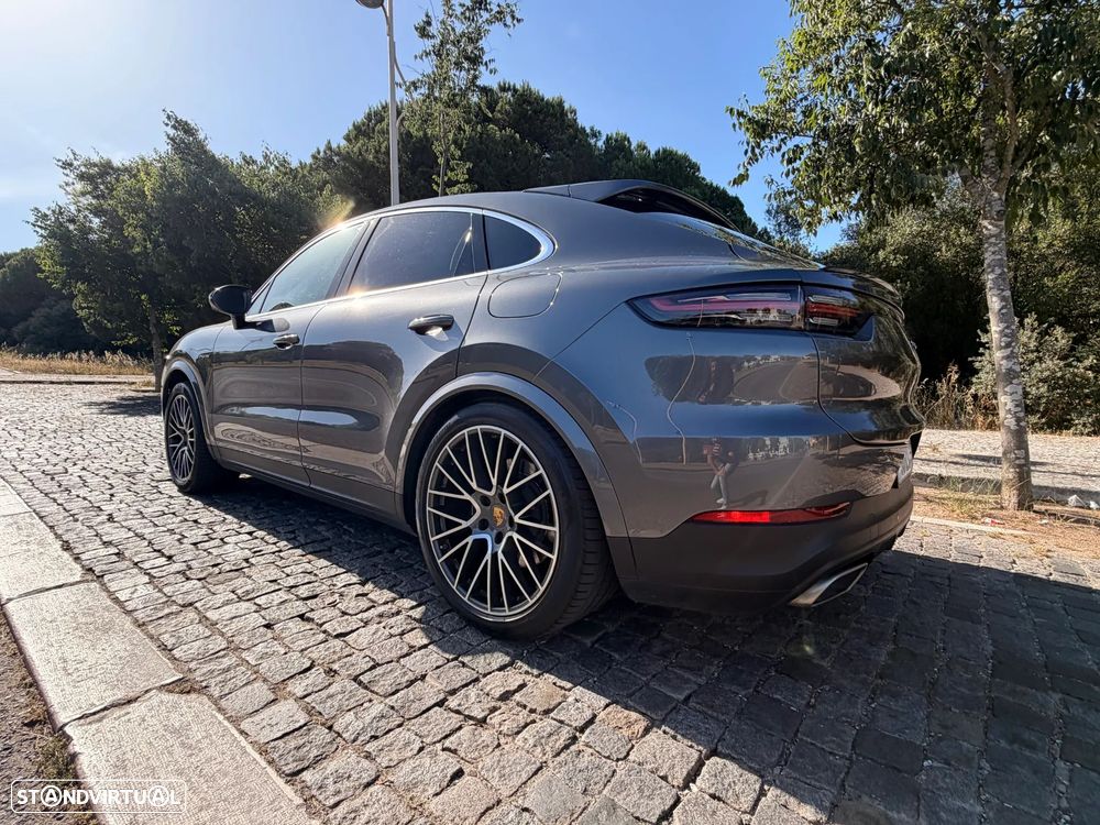 Porsche Cayenne Coupé E-Hybrid - 5