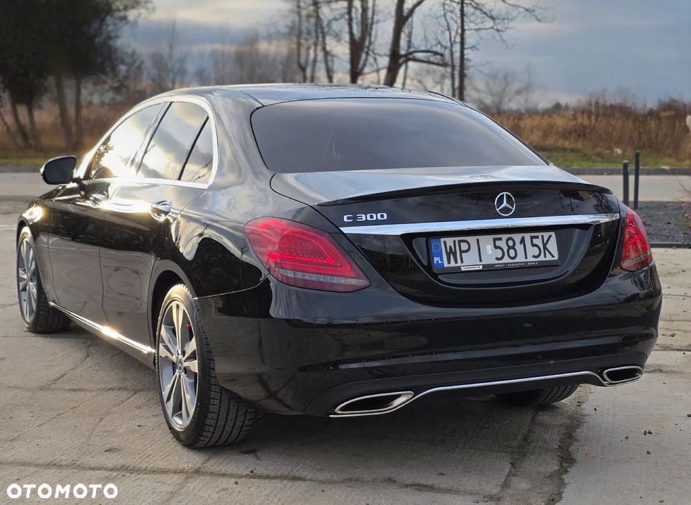Mercedes-Benz Klasa C 300 9G-TRONIC Avantgarde - 6
