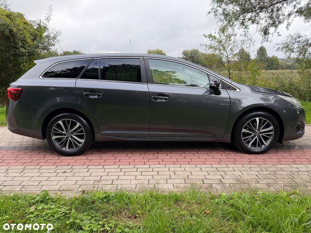 Toyota Avensis Touring Sports 1.8 Multidrive S Edition S+ - 2