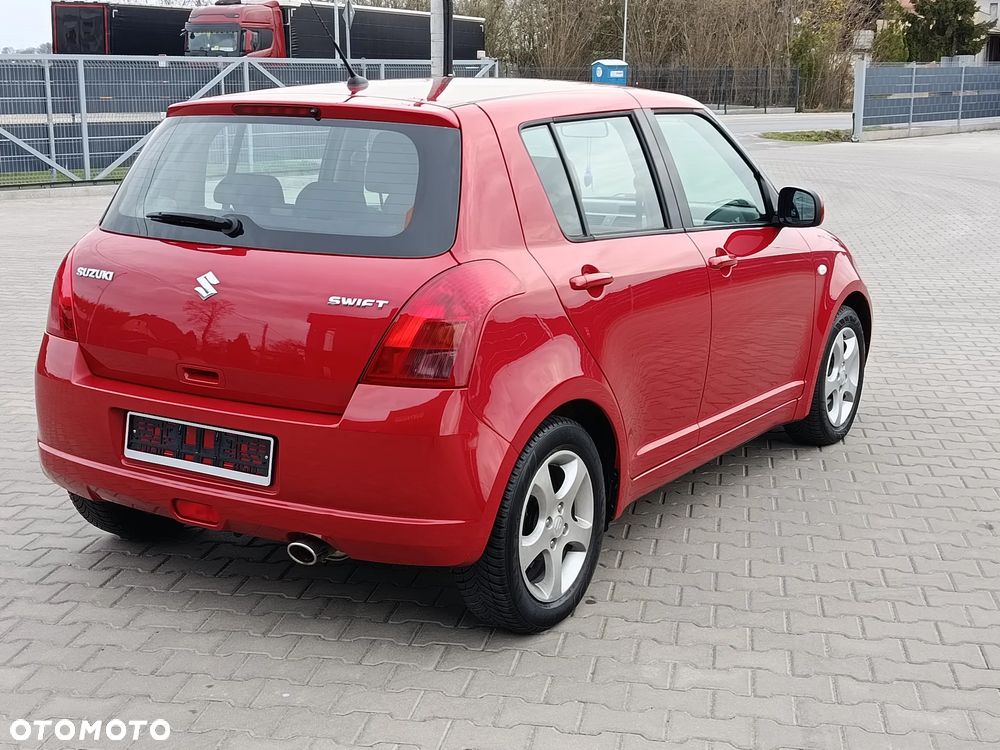 Suzuki Swift - 5